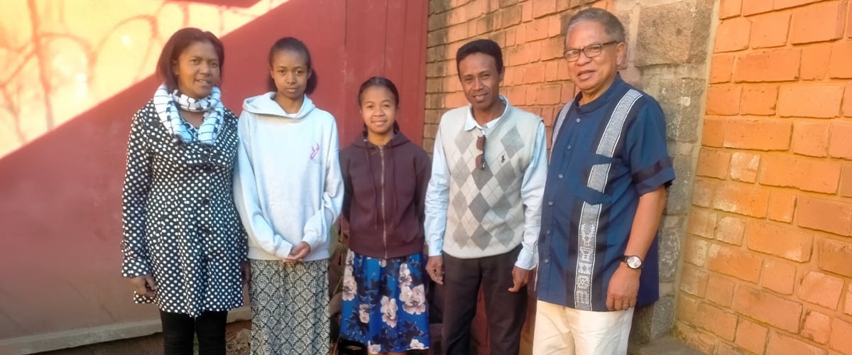 Pastor Richard Ravelomanantsoa meets with a family of listeners in Malagasy. Photo provided by Pastor Richard Ravelomanantsoa