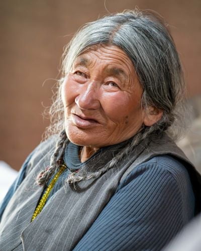 A woman visited by the TWR team in the Tibetan region.