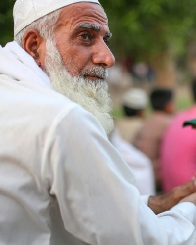 A pakistani man